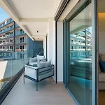 Guestready - Bright With Stunning Views 아파트