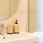 Guestready - Bright With Stunning Views 아파트 *