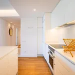 Guestready - Bright With Stunning Views * 푼샬