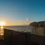 Guestready - Bright With Stunning Views *