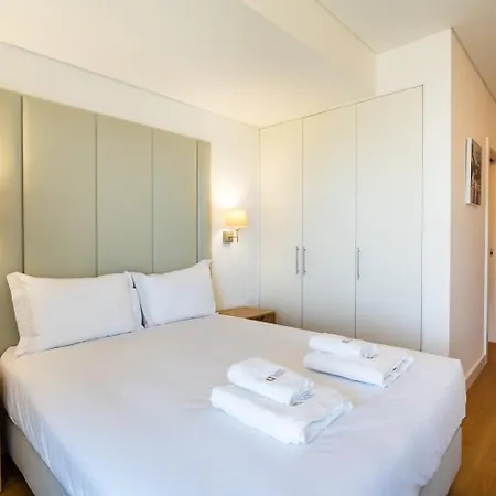 Guestready - Bright With Stunning Views Apartment *