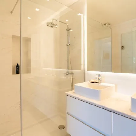 Guestready - Bright With Stunning Views شقة *