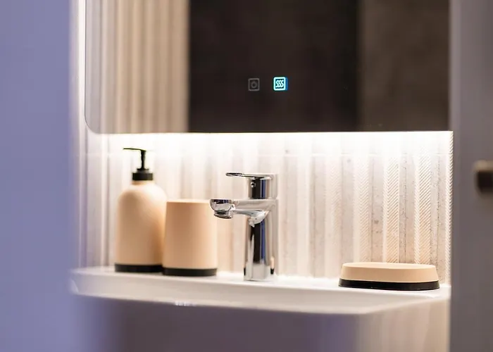 Guestready - Bright With Stunning Views * Funchal (Madeira)