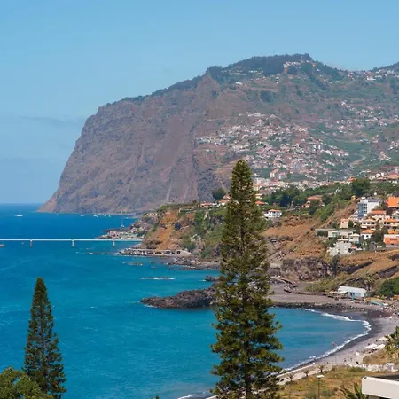 Guestready - Bright With Stunning Views Apartman *